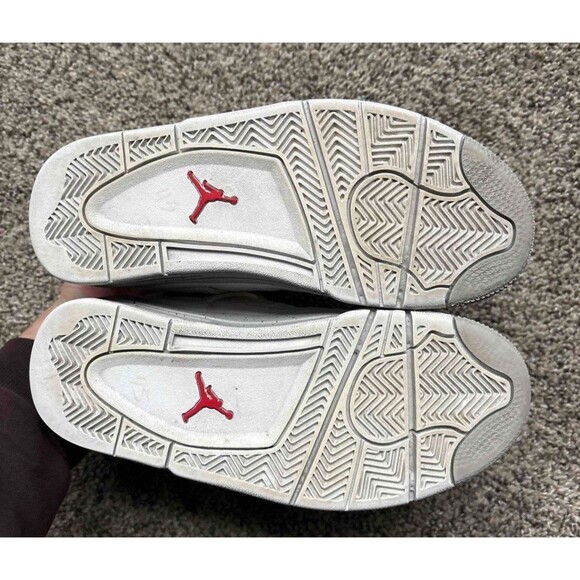 Nike Air Jordan 4 Retro White Oreo Size 5.5 Youth (Size 7 Women's) - Picture 5 of 7